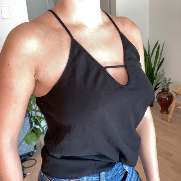 🐯3/$25 Black Nordstrom Flowy Cutout Tank Top - Picture 2 of 4